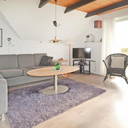 3 Bedroom Stunning In Hvide Sande Holiday home *